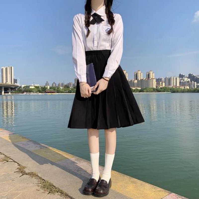 校服定制选购指南